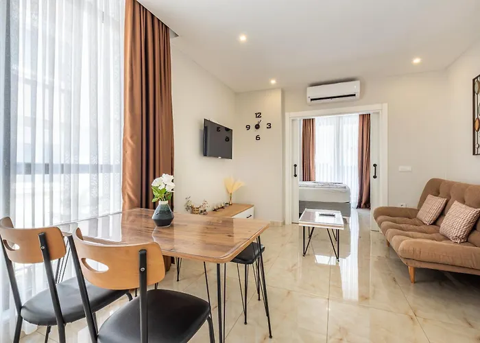 Jasmin 2 * Αλάνια